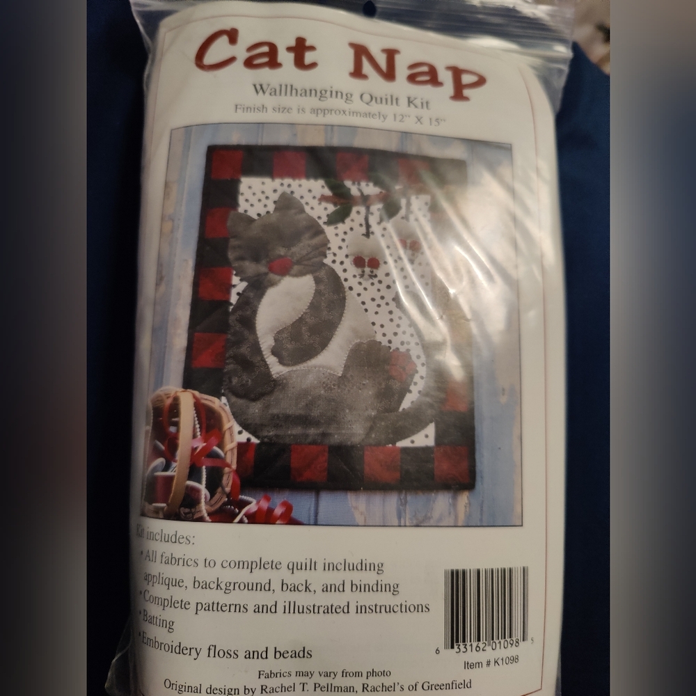 Cat Nap Wallhanging Quilt Kit, new